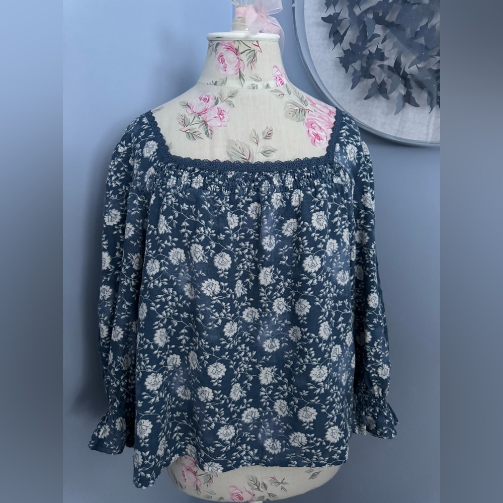 🆕 Cupio Square Neck Blue Floral Blouse